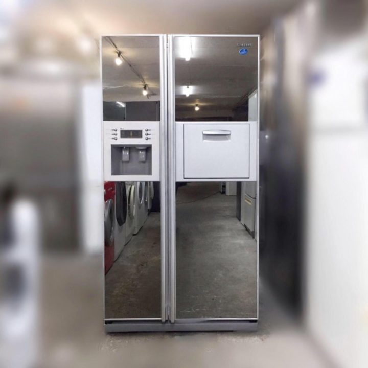 Зеркальные холодильники Самсунг