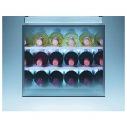 Встраиваемый винный шкаф Hotpoint-Ariston WZ 24 Встраиваемый винный шкаф Hotpoint-Ariston WZ 24