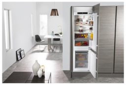 Встраиваемый холодильник Whirlpool ART 8910/A+ SF Встраиваемый холодильник Whirlpool ART 8910/A+ SF