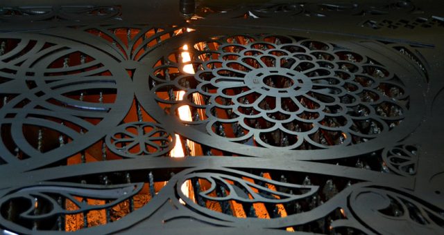 Лазерная резка металла для декора