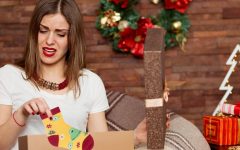 5 худших новогодних подарков, которые преподносят друзья и родственники