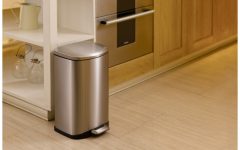 Как выбрать мусорное ведро с педалью?