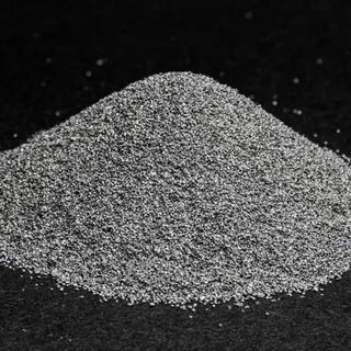 Где используется алюминиевая пиротехническая пудра, и в чем её преимущества?