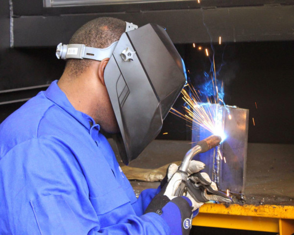 Плюсы полуавтоматической сварки